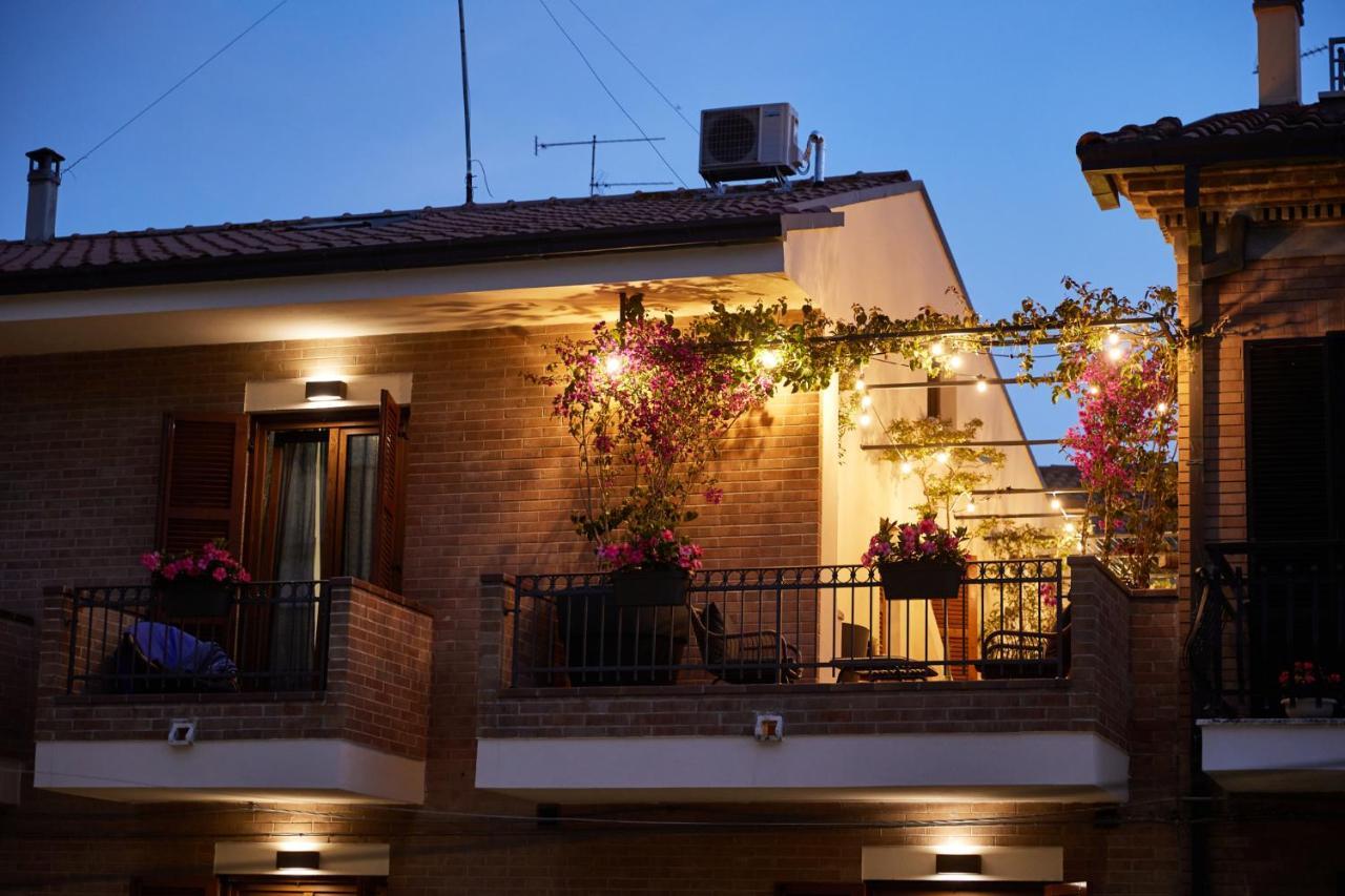 Battisti 56 Hotel Porto SantʼElpidio Buitenkant foto
